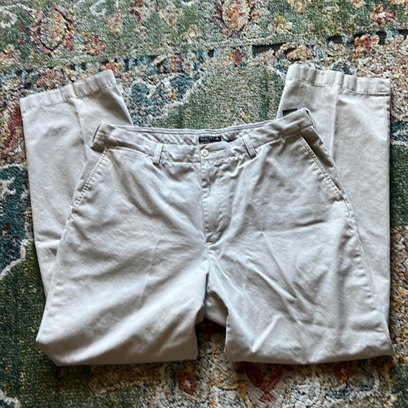 NAUTICA MENS KHAKI PANTS IN SZ 38 x 34…100% COTTON…NICE PANTS!!! - Picture 1 of 5